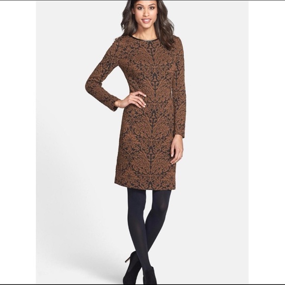 Vince Camuto Dresses & Skirts - Vince Camuto Midi Dress